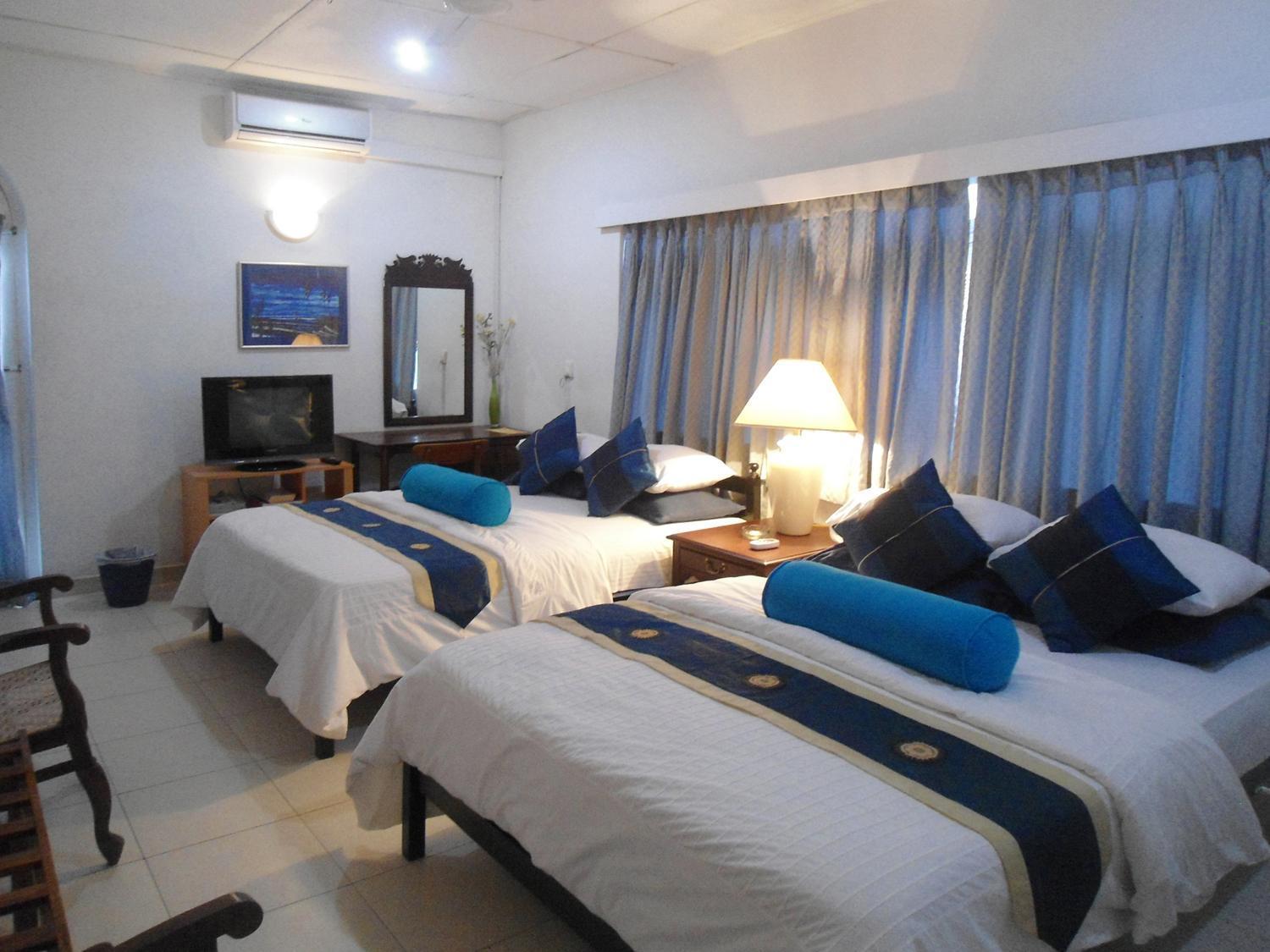 Ranveli Beach Hotel Dehiwala-Mount Lavinia Exterior photo
