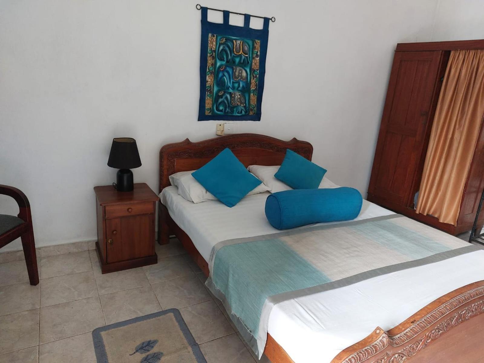Ranveli Beach Hotel Dehiwala-Mount Lavinia Exterior photo