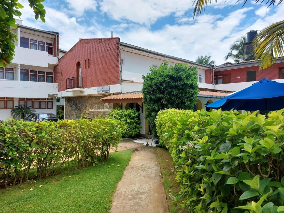 Ranveli Beach Hotel Dehiwala-Mount Lavinia Exterior photo